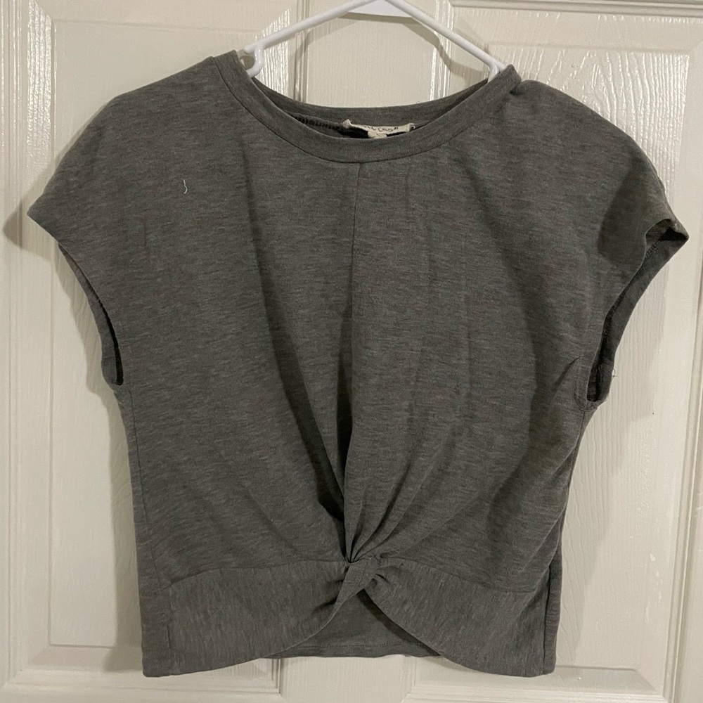 Gray Cuffed Sleeve Crop Tie Front Tee